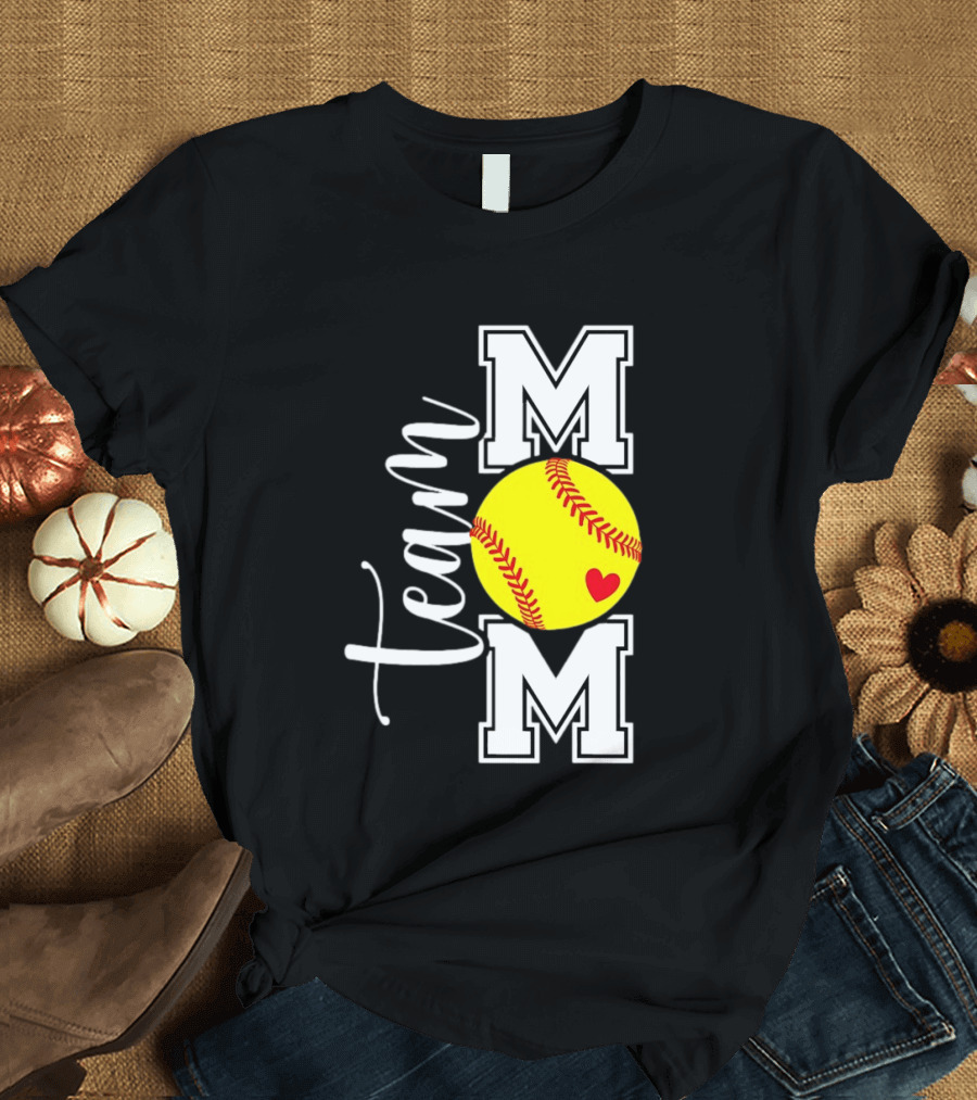 Team Mom Softball Yellow Heart Ball T-Shirt