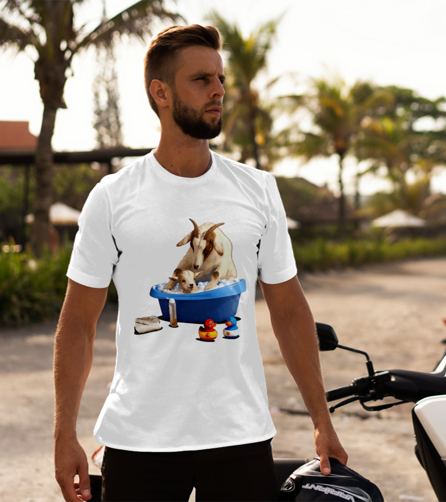 GOAT Bathtub Classico Messi Bathing Yamal T-Shirt