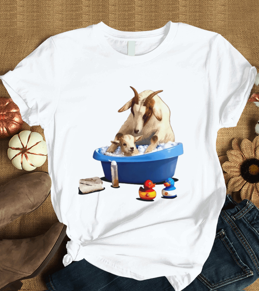GOAT Bathtub Classico Messi Bathing Yamal T-Shirt
