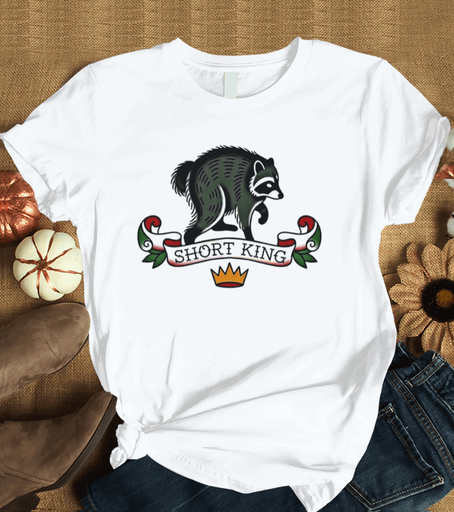 Short King Raccoon Traditional Tattoo T-Shirt