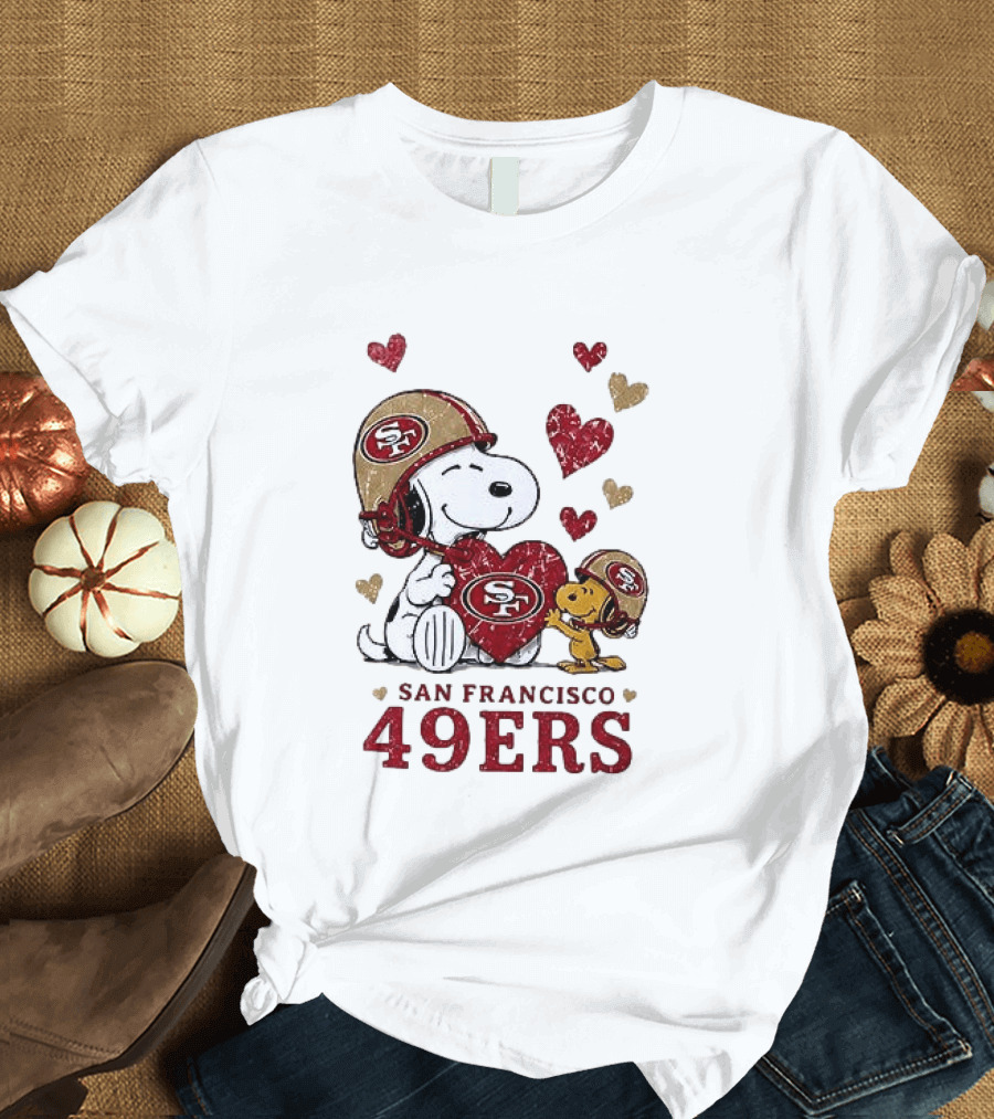 San Francisco 49ers Peanuts Snoopy Love Hearts T-Shirt