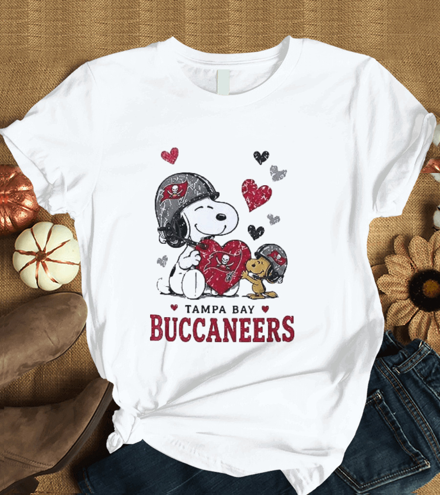 Tampa Bay Buccaneers Snoopy Peanuts Love Laughter T-Shirt