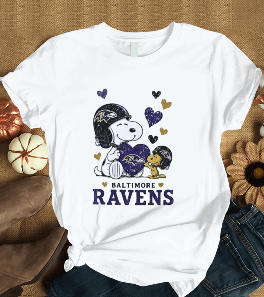 Baltimore Ravens Peanuts Snoopy Woodstock Love Laughter Hearts T-Shirt