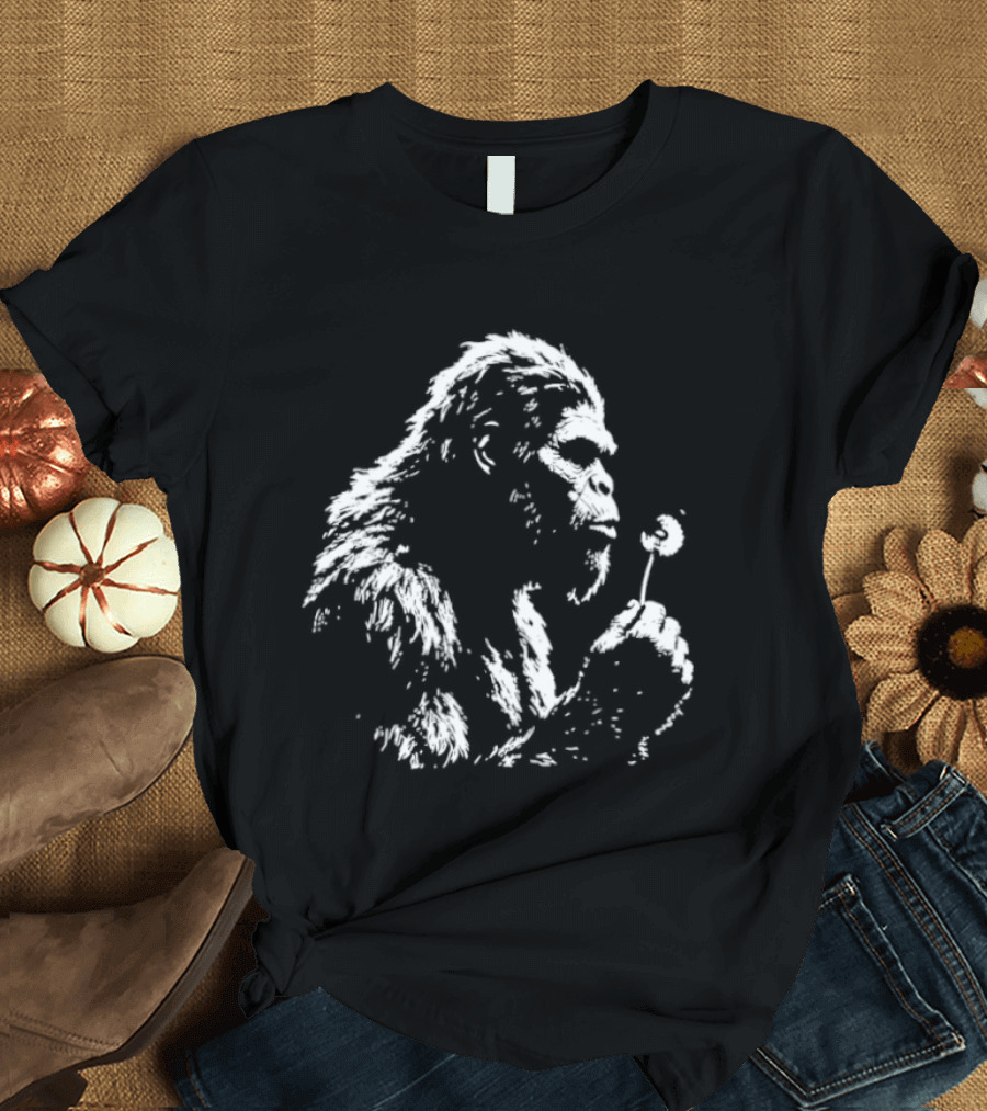 Bigfoot Sasquatch Blowing Dandelion Cryptid Mythical Creature T-Shirt