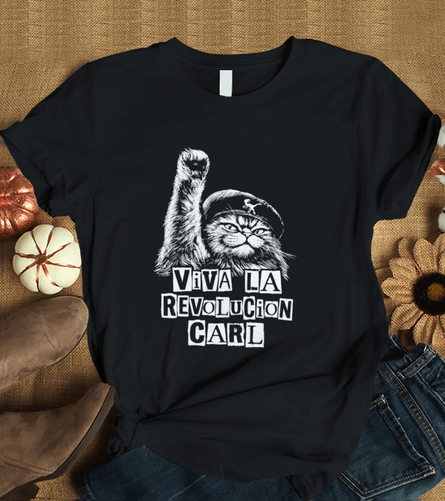 Viva La Revolucion Carl Cat Dungeon Crawler Carl T-Shirt
