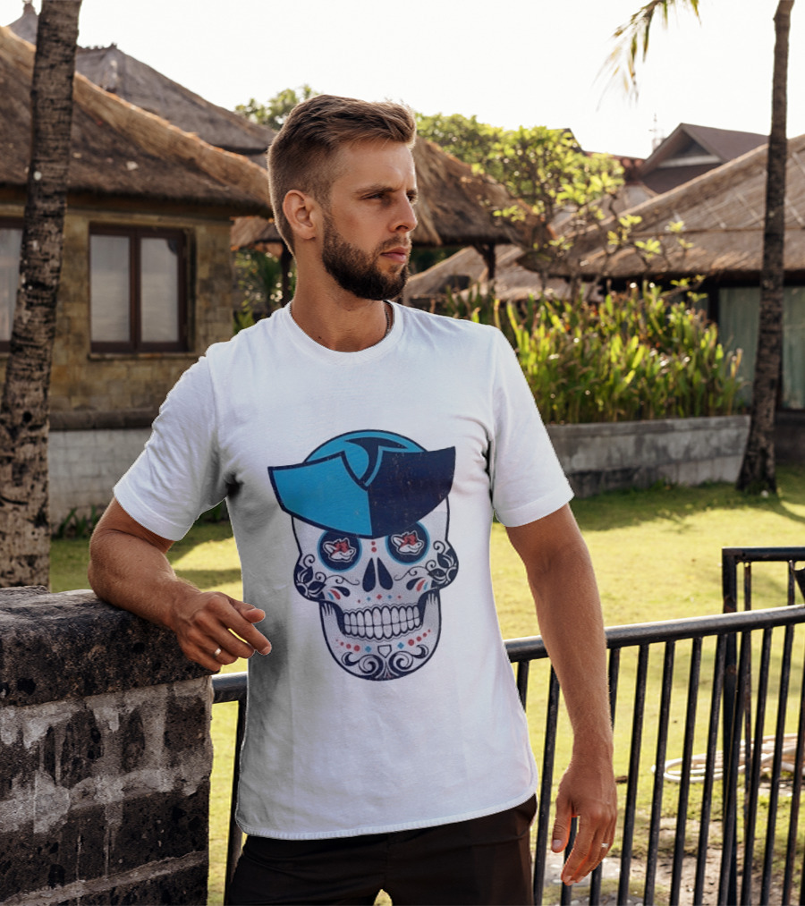 Day Of The Dead Skull Patriot Fox Sports Foxes Football T-Shirt