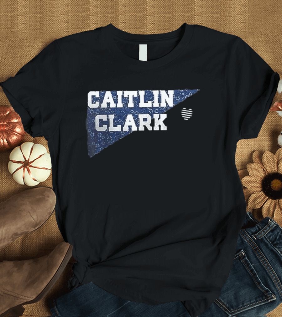 Indiana Fever Caitlin Clark Number 22 Limited Edition Football Caitlin Clark Text Heart T-Shirt