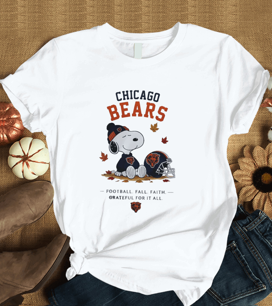 Chicago Bears Snoopy Grateful Football Fall Faith T-Shirt