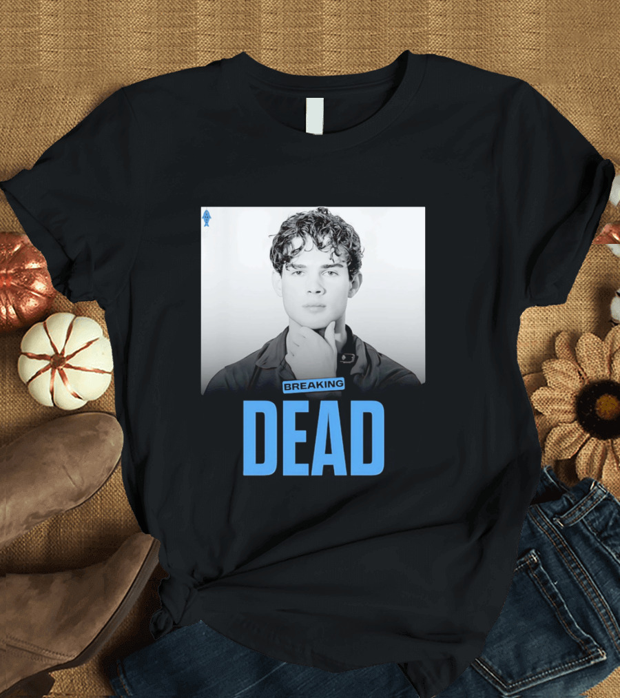 Breaking Dead Man Hand On Chin T-Shirt
