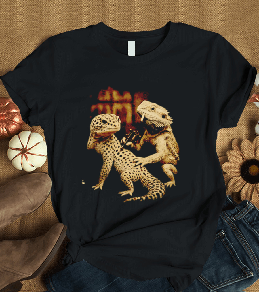 Leopard Gecko Tattoo By Bearded Dragon With Spray Paint Graffiti T-Shirt