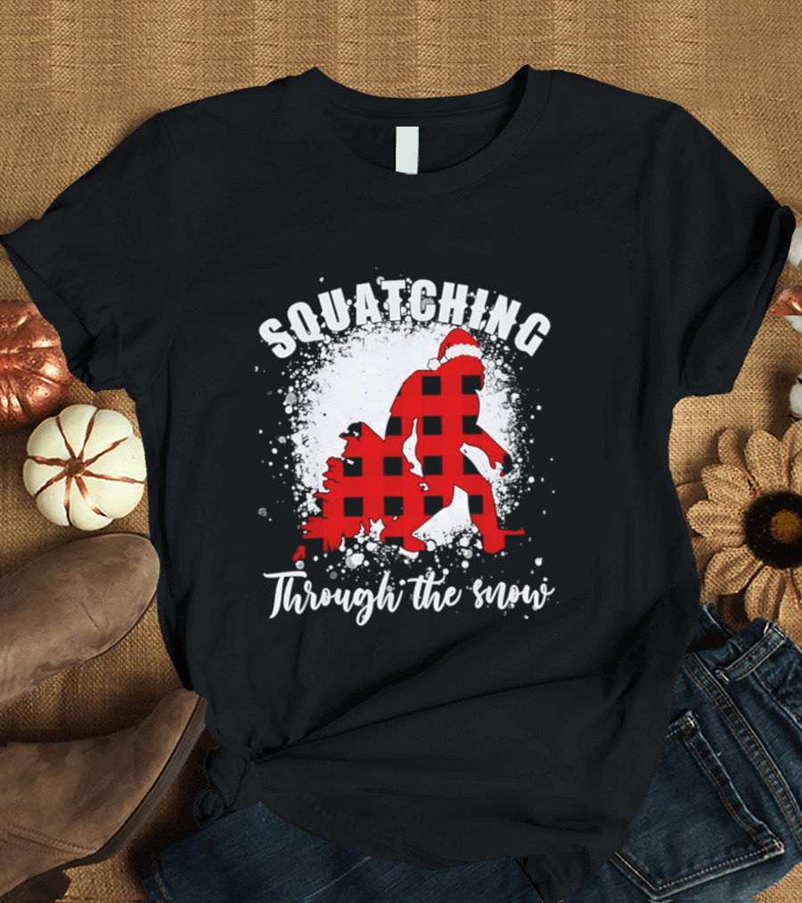 Squatching Through The Snow Bigfoot Santa Hat Christmas T-Shirt