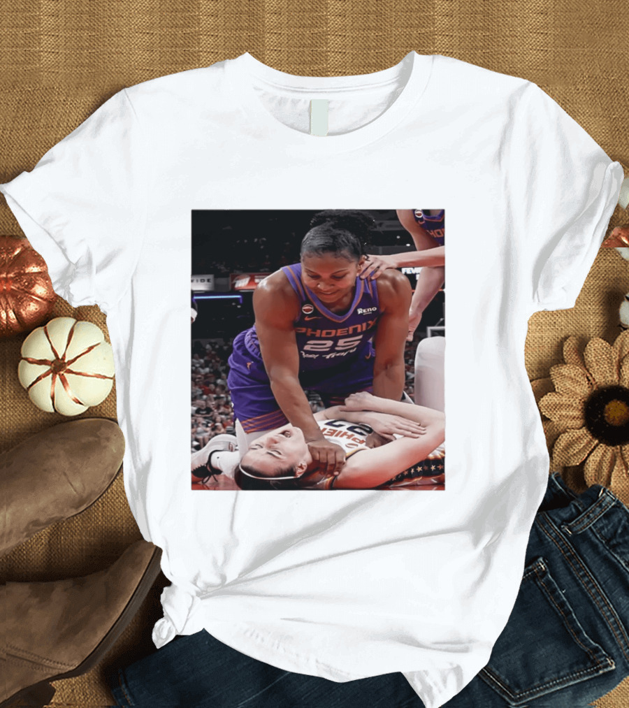 Brittney Griner Phoenix Mercury Caitlin Clark Indiana Fever NBA WNBA Crossover Moment T-Shirt