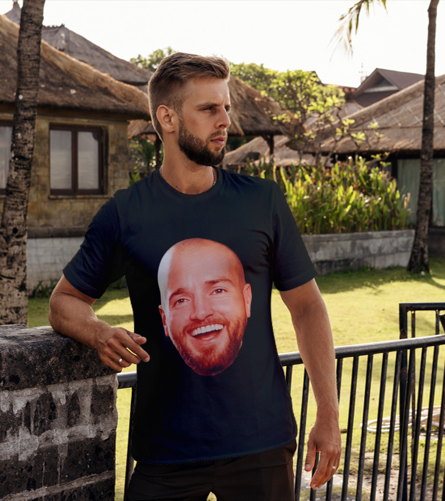 The Smiling Man Happy Face Bold Expression T-Shirt
