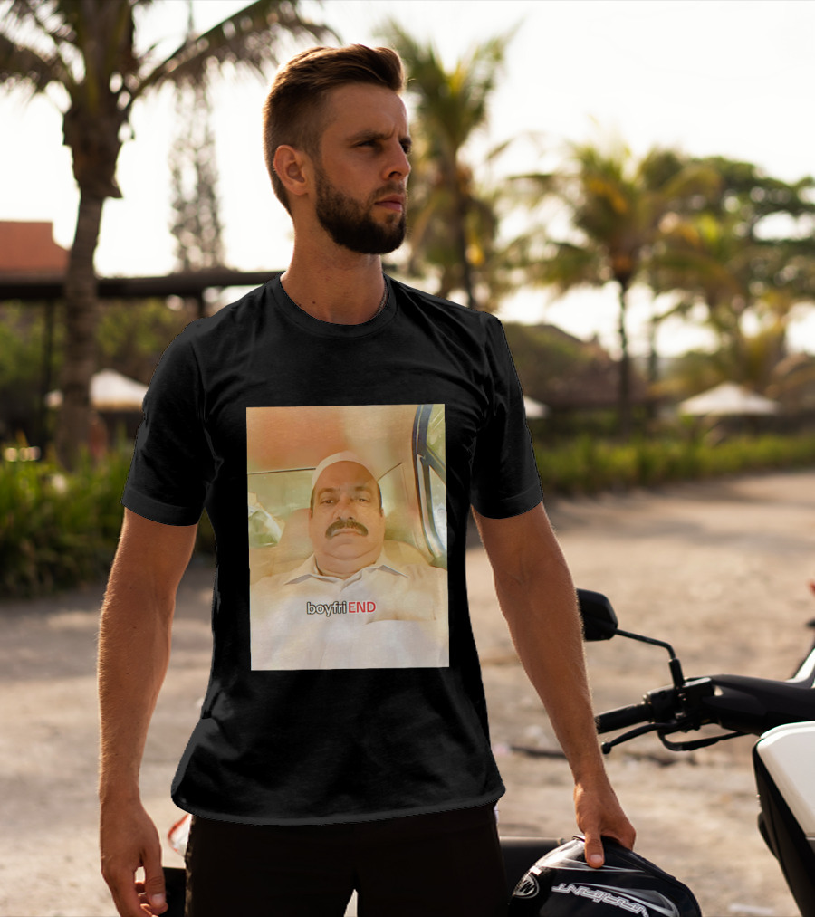 BoyfriEND Man Sitting Image T-Shirt