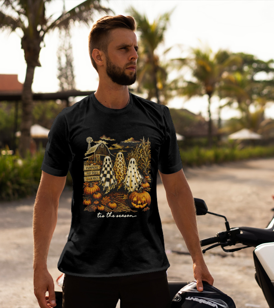 Tis The Season Halloween Ghosts Trio Pumpkins Hay Rides Corn Maze Spooky Autumn T-Shirt