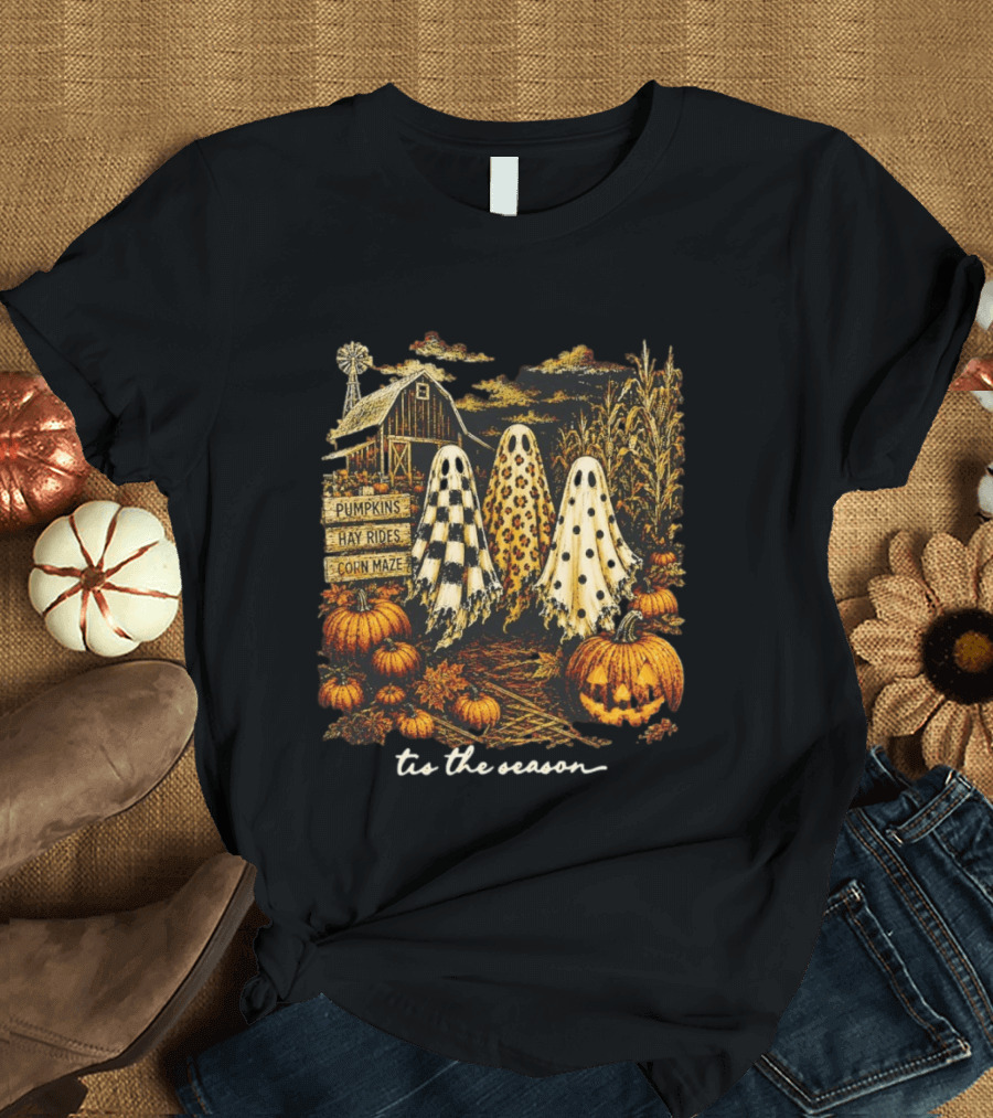 Tis The Season Halloween Ghosts Trio Pumpkins Hay Rides Corn Maze Spooky Autumn T-Shirt