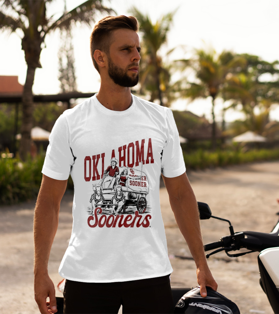 Oklahoma Sooners Boomer Sooner Horse Drawn Wagon T-Shirt