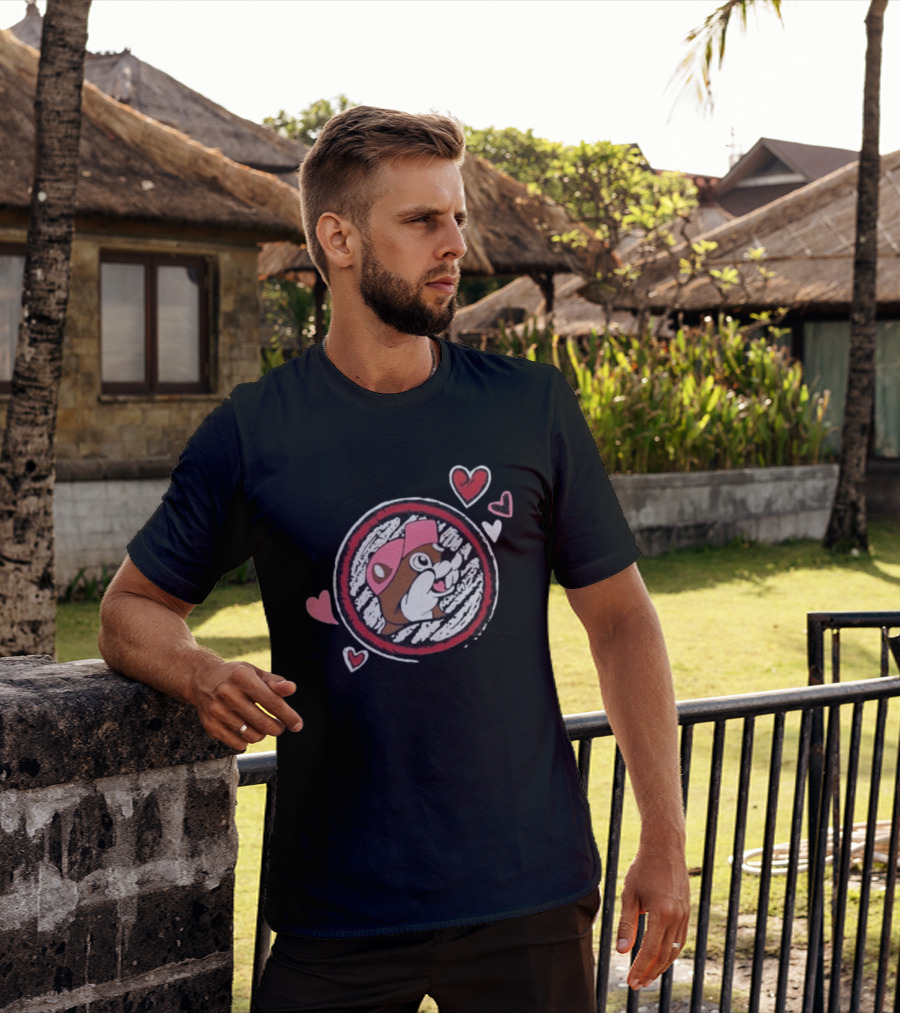 Buc Ee's Valentine's Beaver With Hearts And Cap T-Shirt