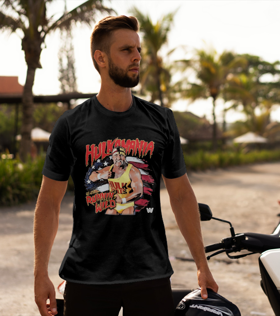 Hulk Hogan Hulkamania Runnin Wild American Flag WWE T-Shirt