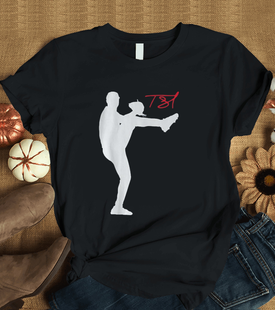 T61 Tarik Skubal Pitching Pose Los Angeles T-Shirt
