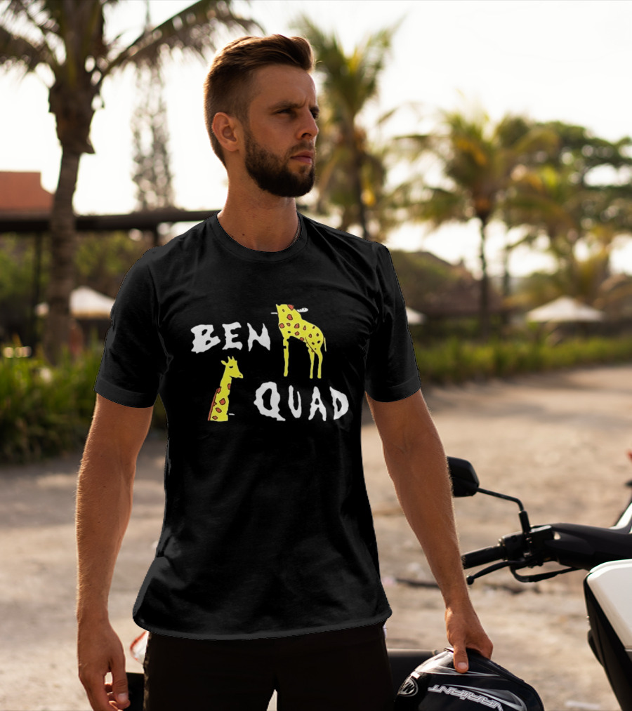 Ben Quad Giraffe Illustration Fun Cartoon T-Shirt