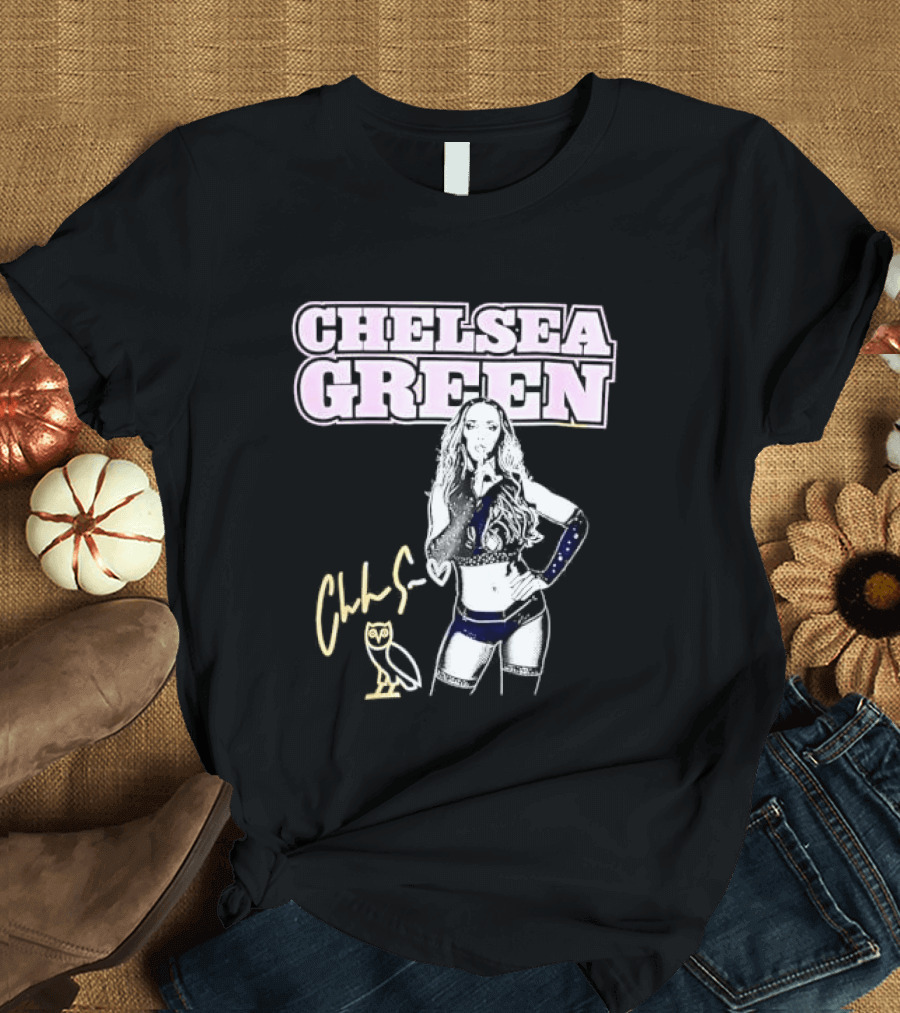 Chelsea Green Wrestling Owl Gesture Signature T-Shirt