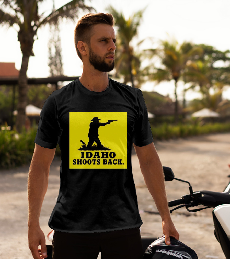 Idaho Shoots Back Cowboy Silhouette Retro Humor T-Shirt