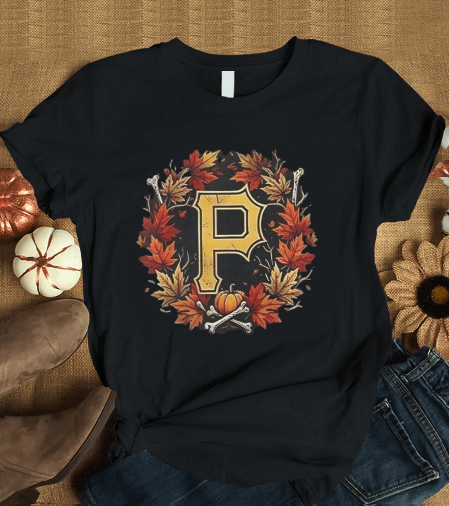Pittsburgh Pirates Halloween P Maple Leaves Pumpkin Crossed Bones T-Shirt