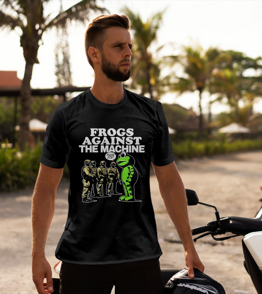 Portland Frogs Against The Machine 2025 Protest Mascot Confronts Guards T-Shirt