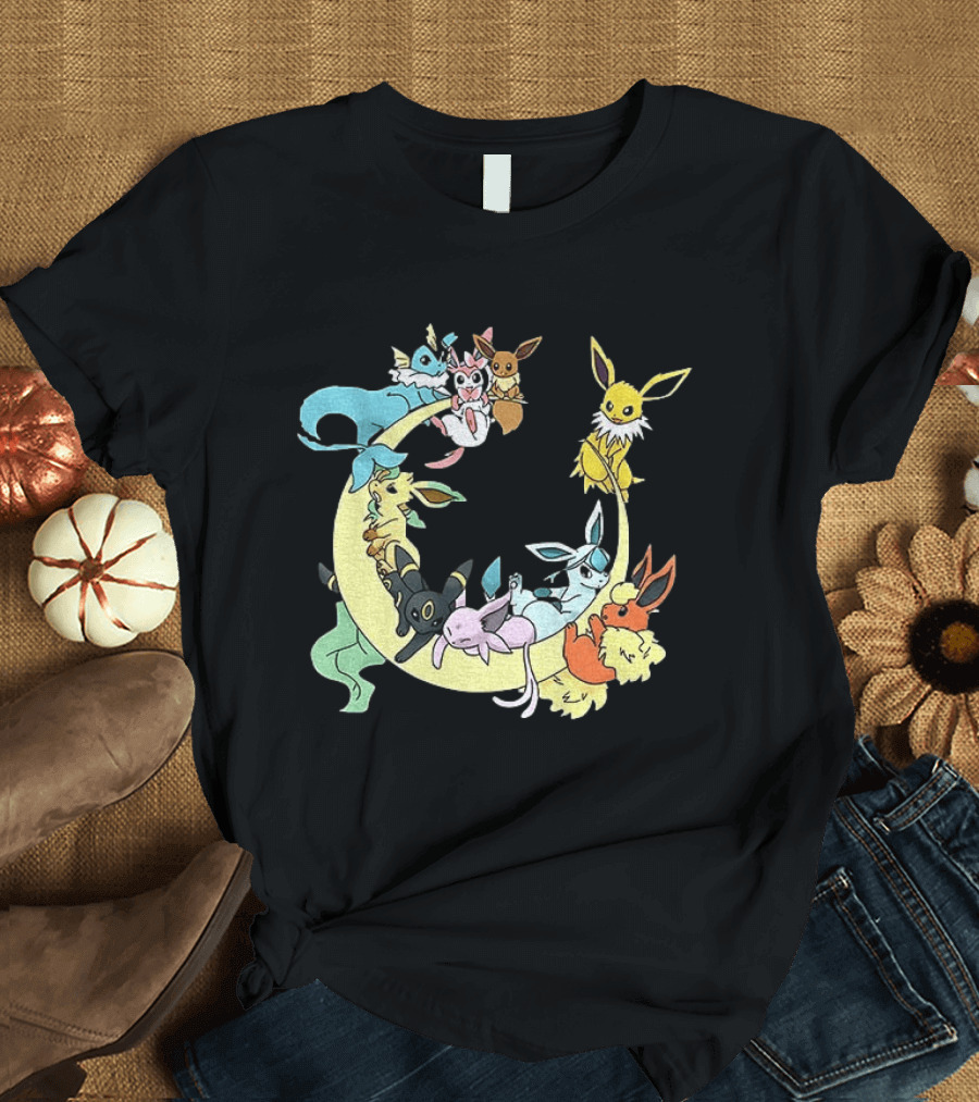 Eevee Evolutions Sylveon Umbreon Flareon Jolteon Vaporeon Espeon Leafeon Glaceon T-Shirt