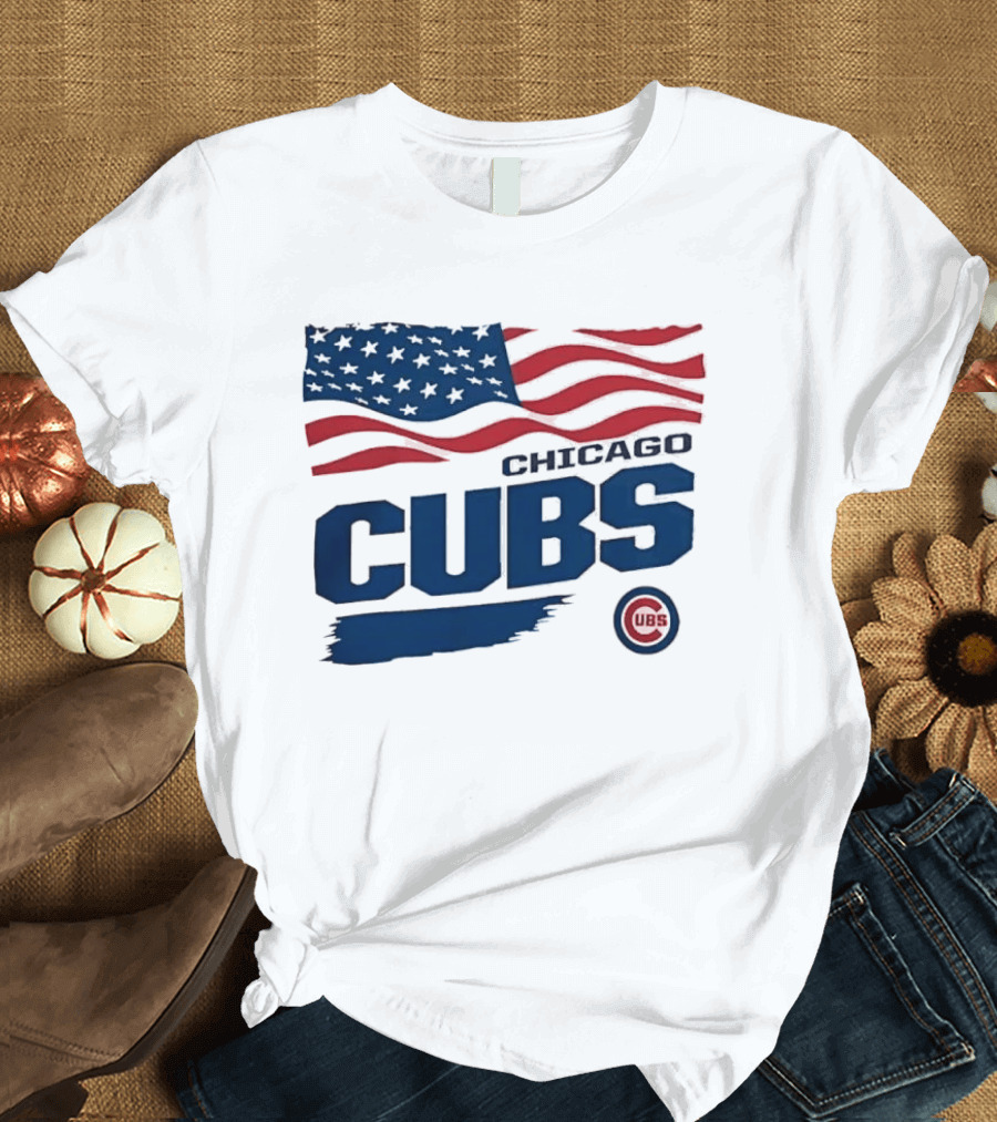 Chicago Cubs American Flag Waving Paint Brush Stroke MLB Cubs T-Shirt