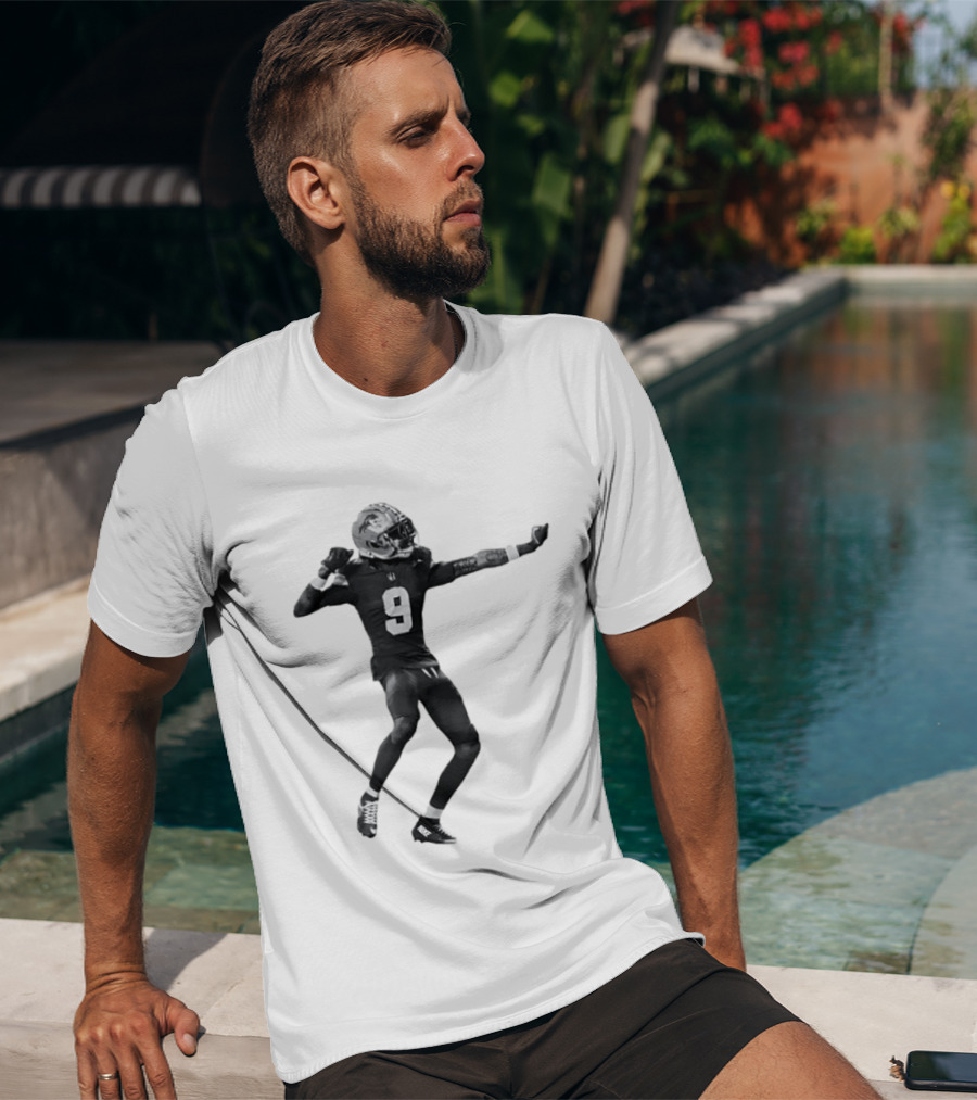 Detroit Lions Number 9 Celebratory Pose Football Athlete Cutout T-Shirt