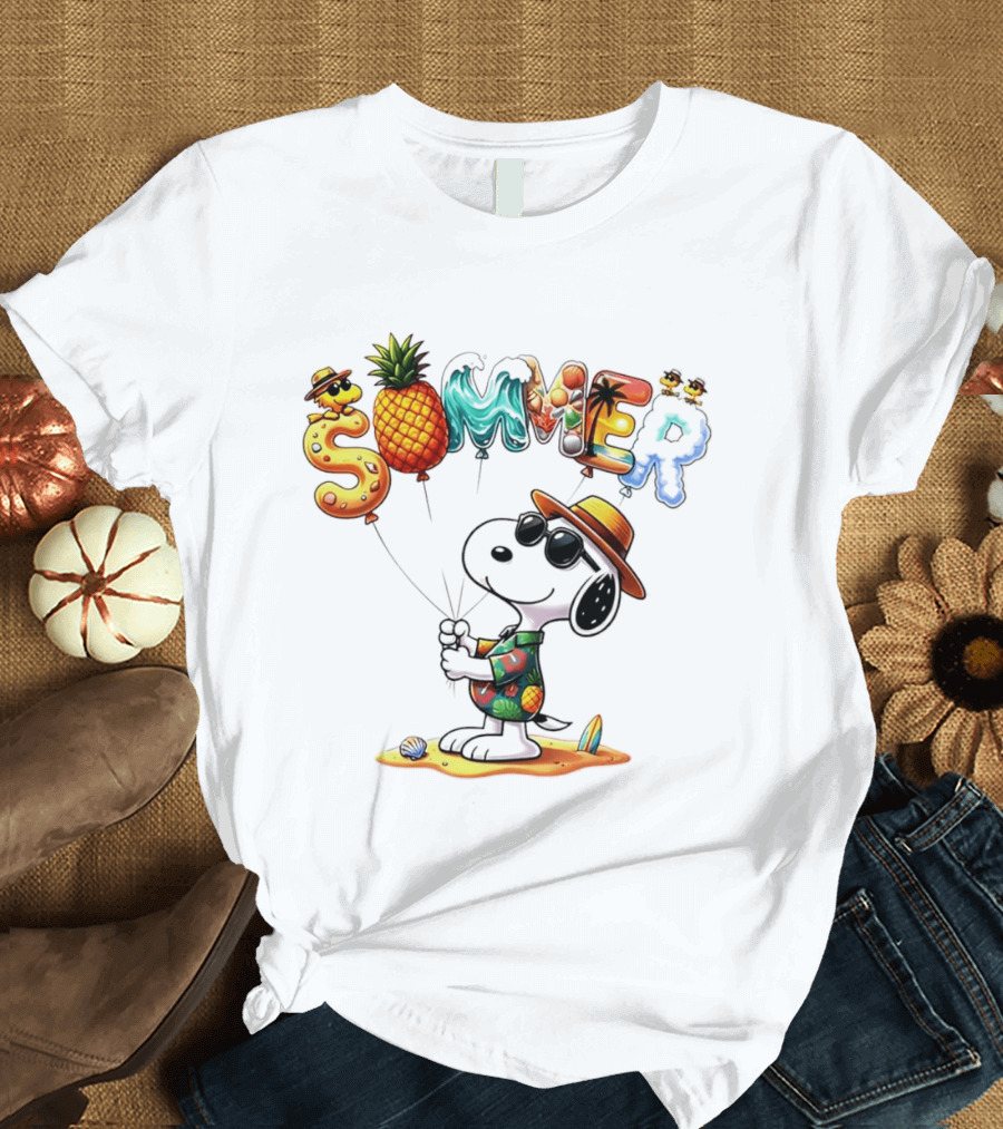 Snoopy Summer Sunglasses Pineapple Beach Balloons Fun T-Shirt