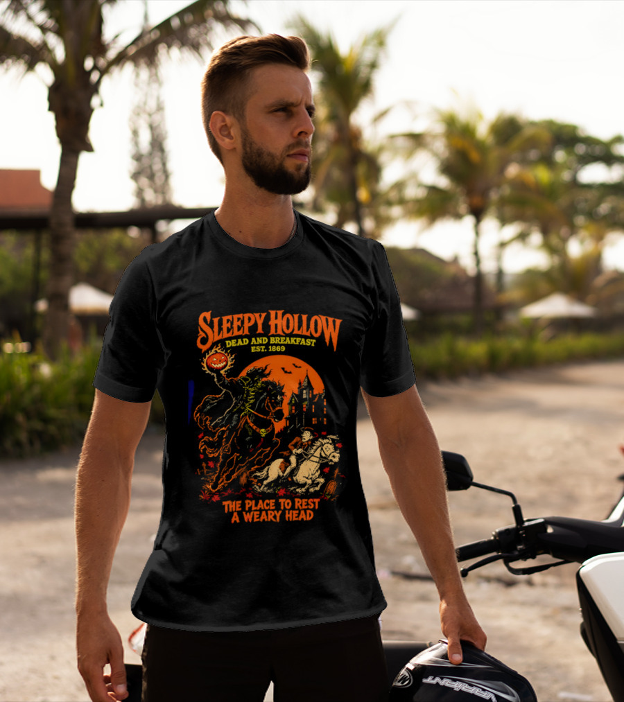 Sleepy Hollow Dead And Breakfast Est 1820 Headless Horseman The Place To Rest A Weary Head Halloween Pumpkin T-Shirt