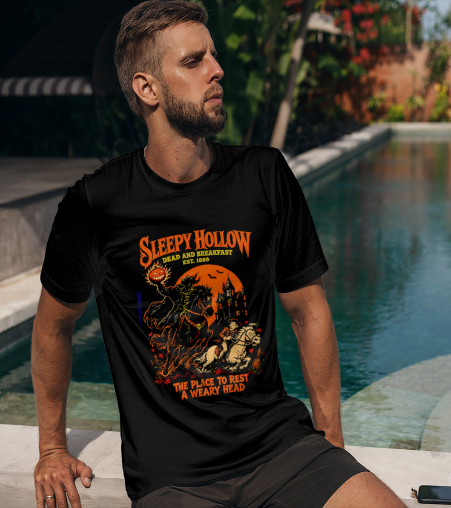 Sleepy Hollow Dead And Breakfast Est 1820 Headless Horseman The Place To Rest A Weary Head Halloween Pumpkin T-Shirt