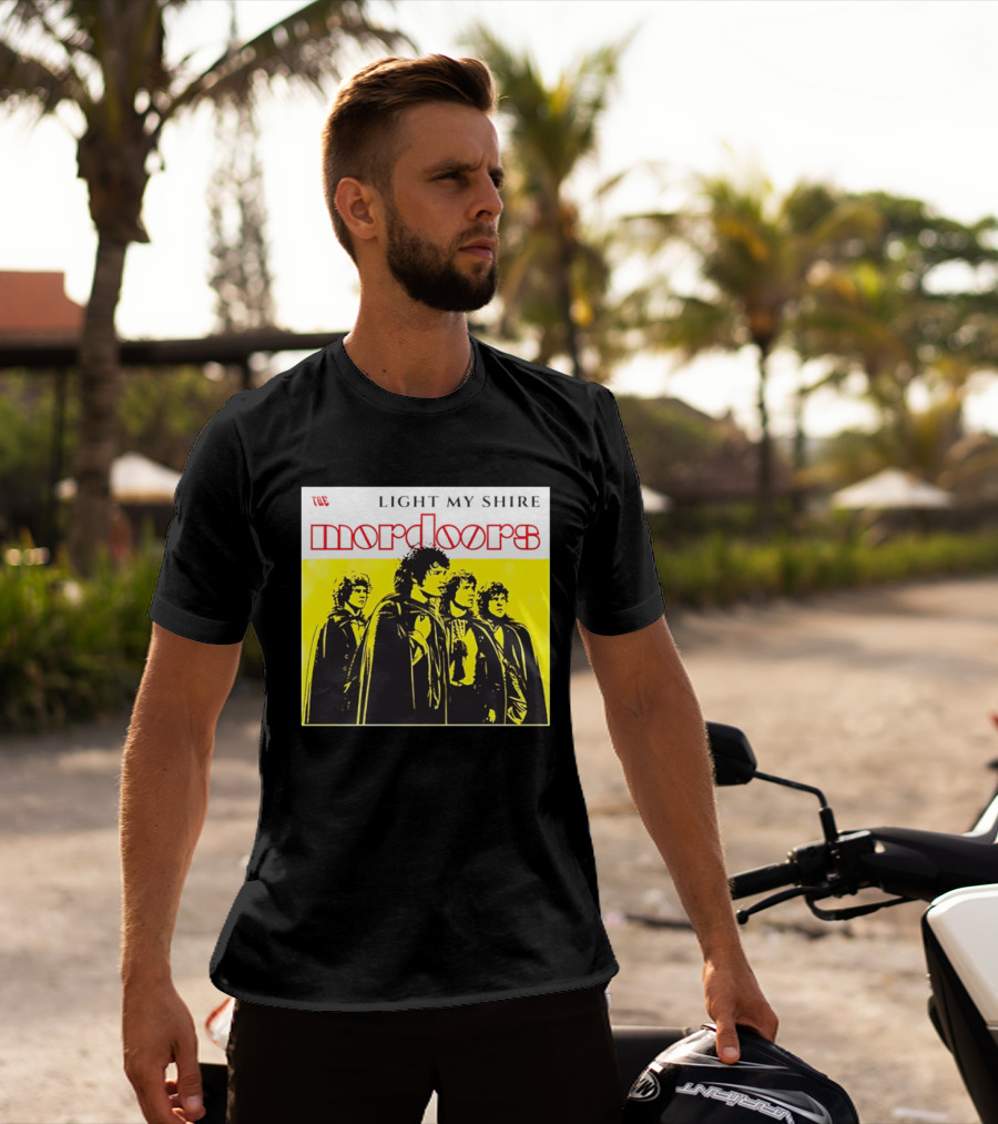 The Light My Shire Mordoors Four Hobbits Cloaks Yellow T-Shirt