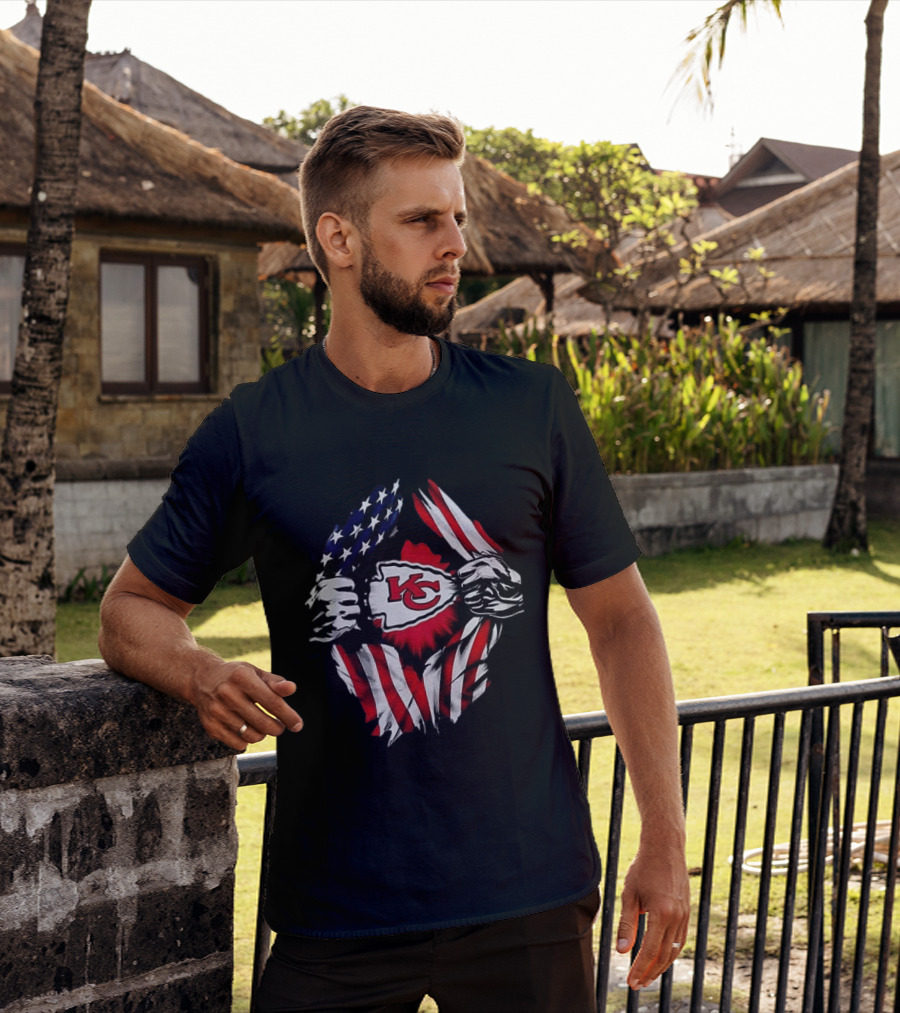Kansas City Chiefs Superman American Flag Ripped T-Shirt