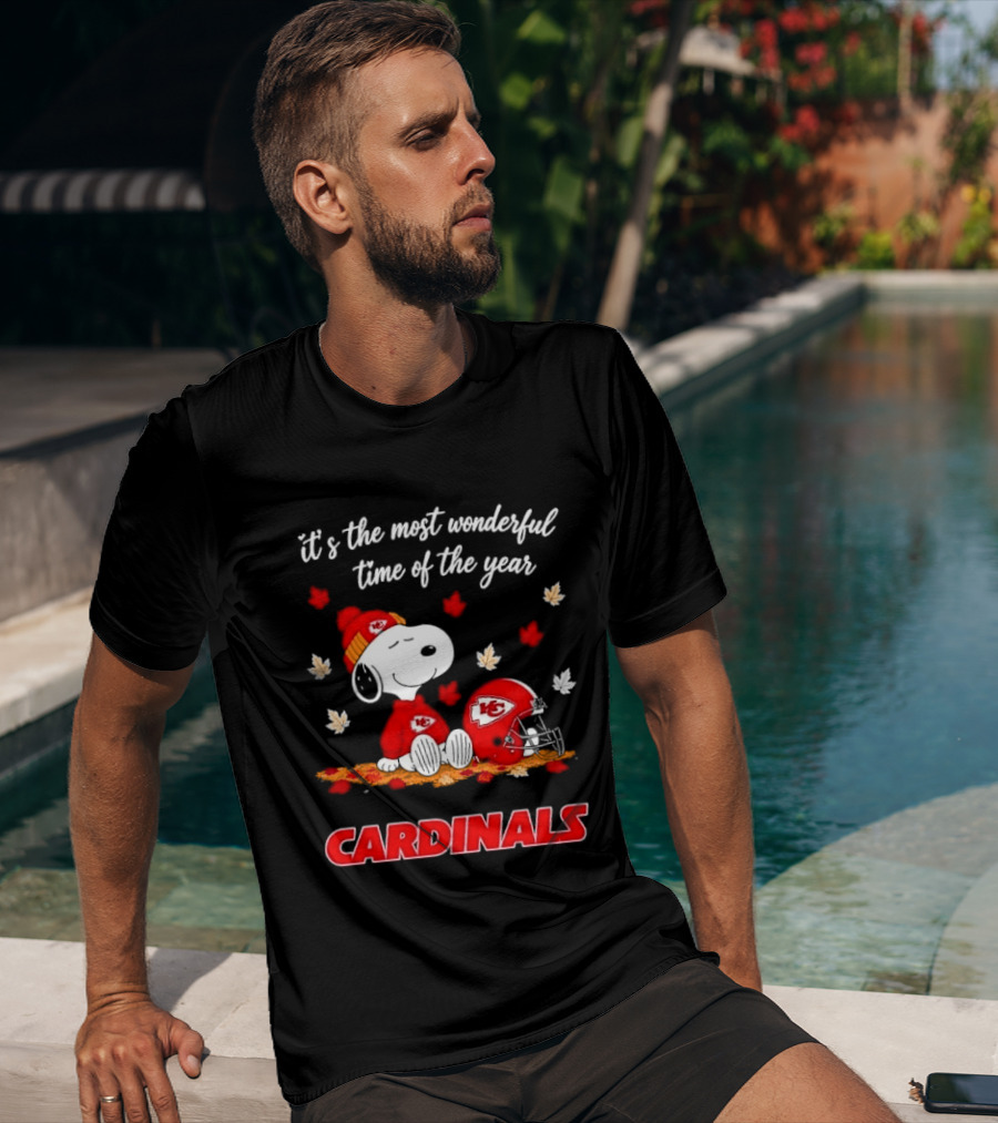 Kansas City Chiefs Snoopy Cardinals Autumn Leaves Helmet Wonderful Time Of Year T-Shirt