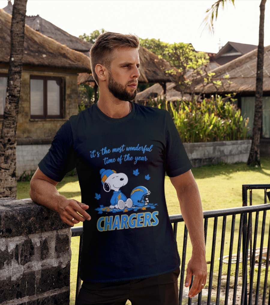 It's The Most Wonderful Time Of The Year Los Angeles Chargers Snoopy Sitting Helmet Falling Leaves T-Shirt