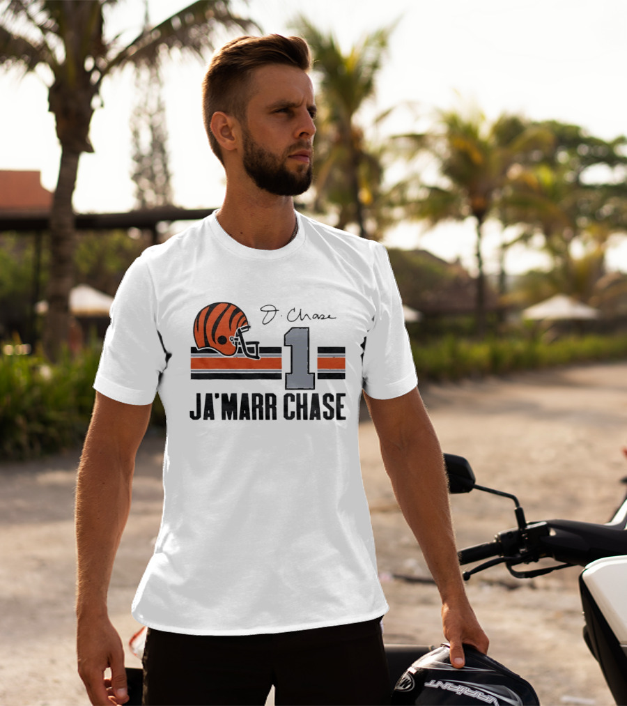 Cincinnati Bengals Ja'Marr Chase Helmet 1 J Signature Stripes Wood Texture T-Shirt