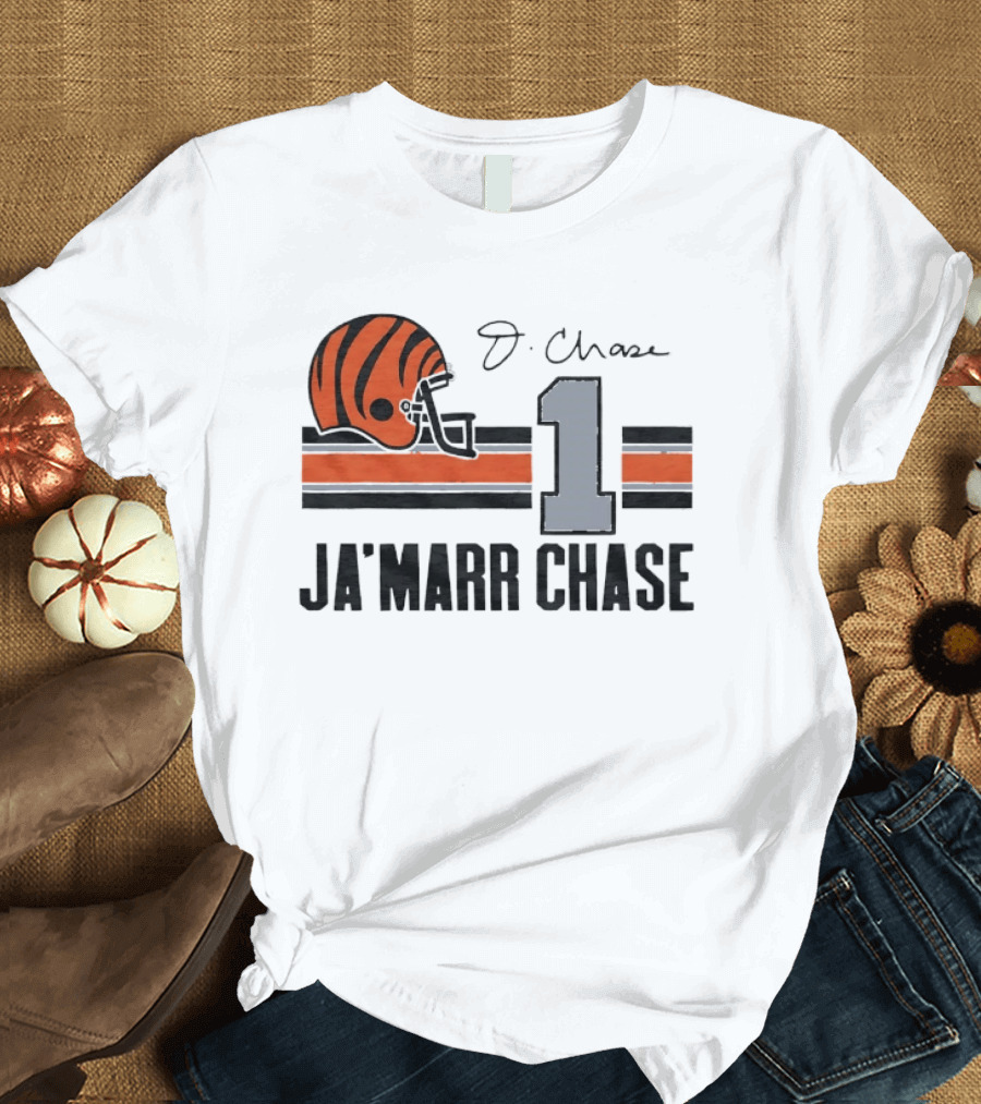 Cincinnati Bengals Ja'Marr Chase Helmet 1 J Signature Stripes Wood Texture T-Shirt