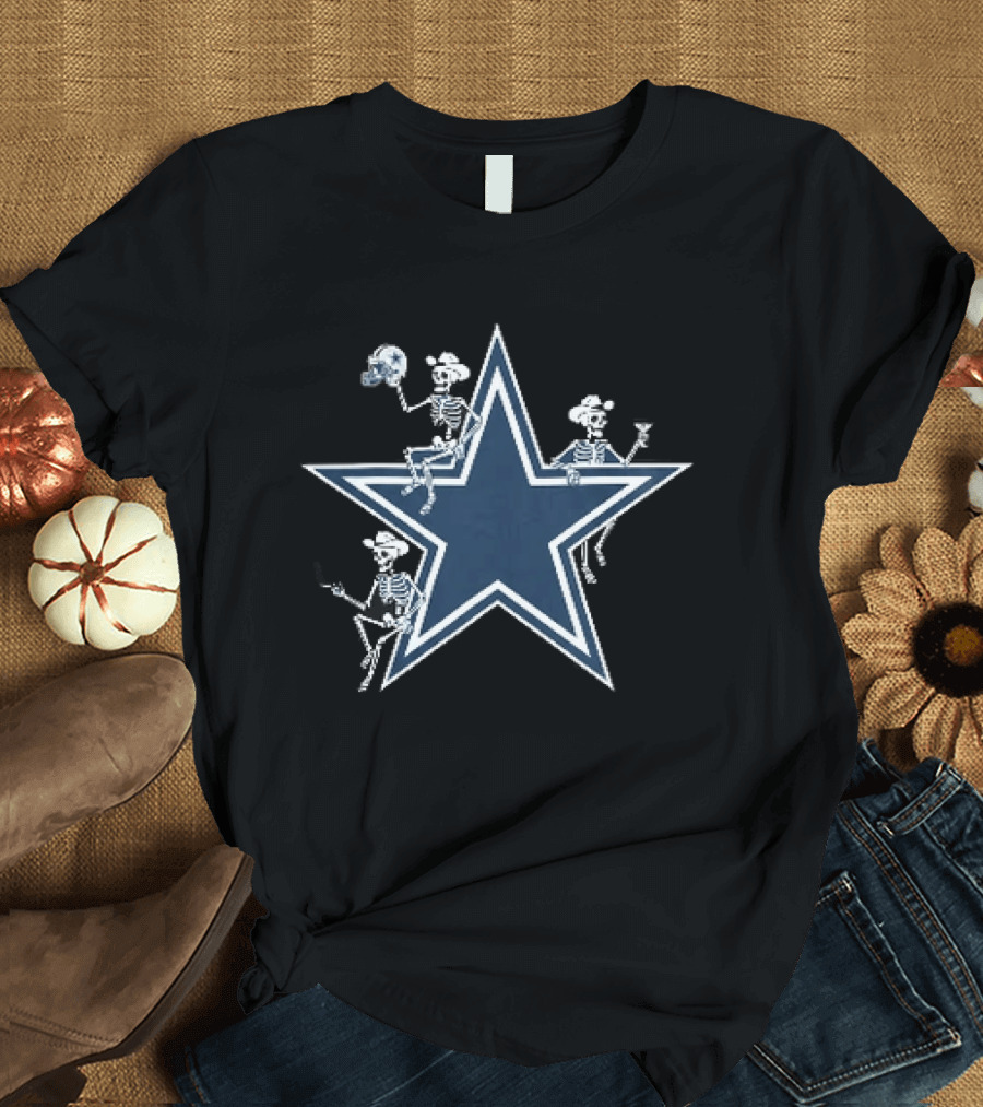 Dallas Cowboys Skeletons Star Icon With Hats Football T-Shirt