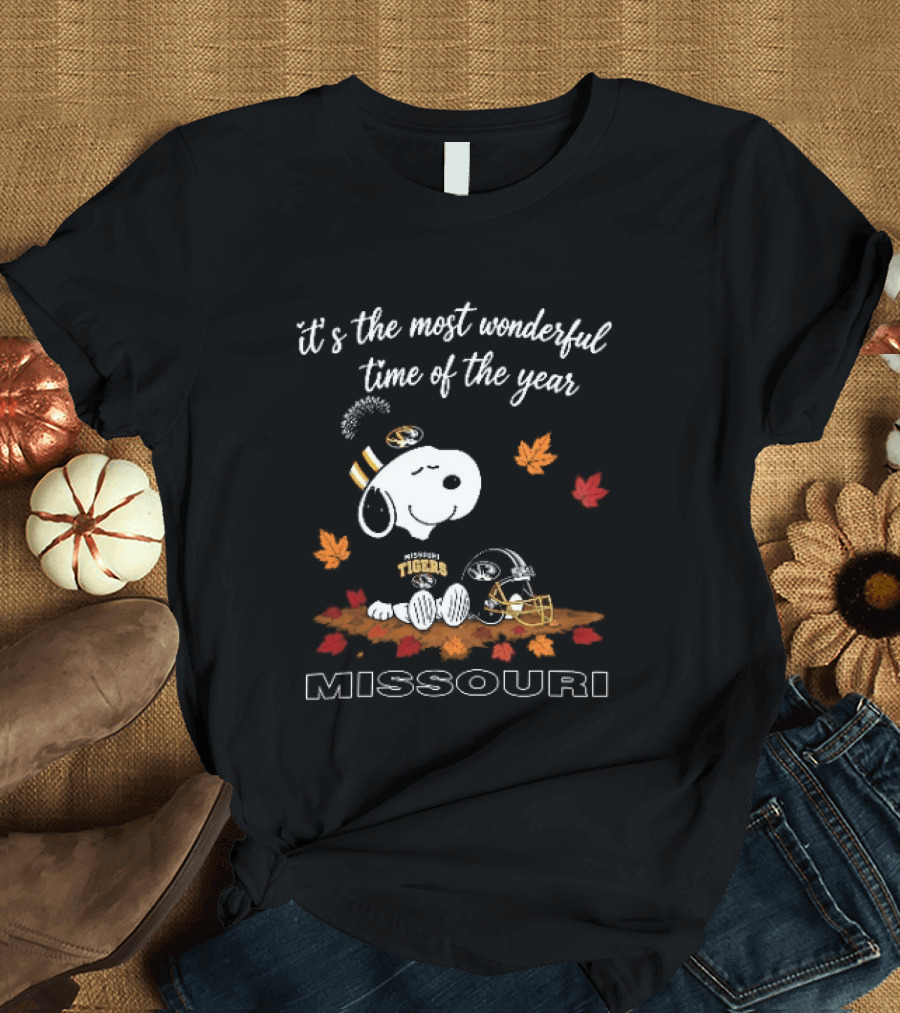 Missouri Snoopy Tigers Most Wonderful Time Of The Year NCAA Football Fall Leaves T-Shirt