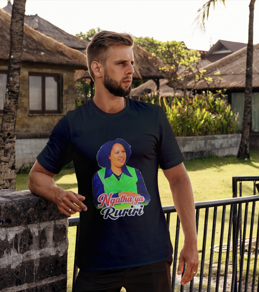 Ngatha Ya Ruriri Afro Woman In Green And Blue Outfit T-Shirt