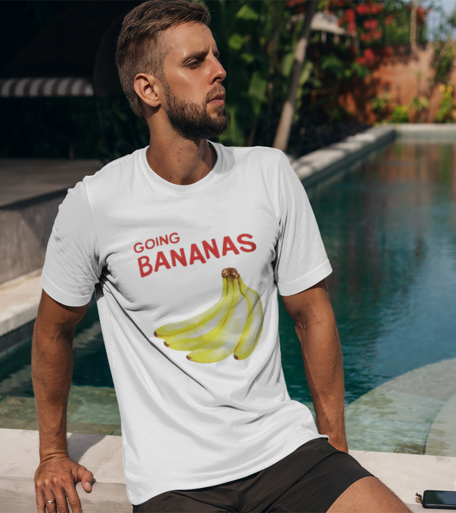 Going Bananas Funny Yellow Fruit Pun T-Shirt