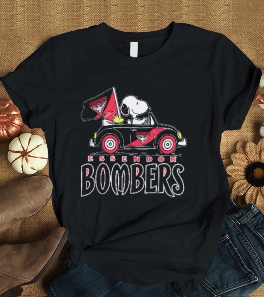 Essendon Bombers Snoopy Woodstock Driving Classic Car With Flag T-Shirt