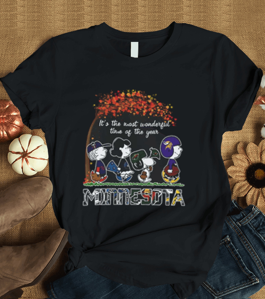 It's The Most Wonderful Time Of The Year Peanuts Minnesota Football Fans T-Shirt