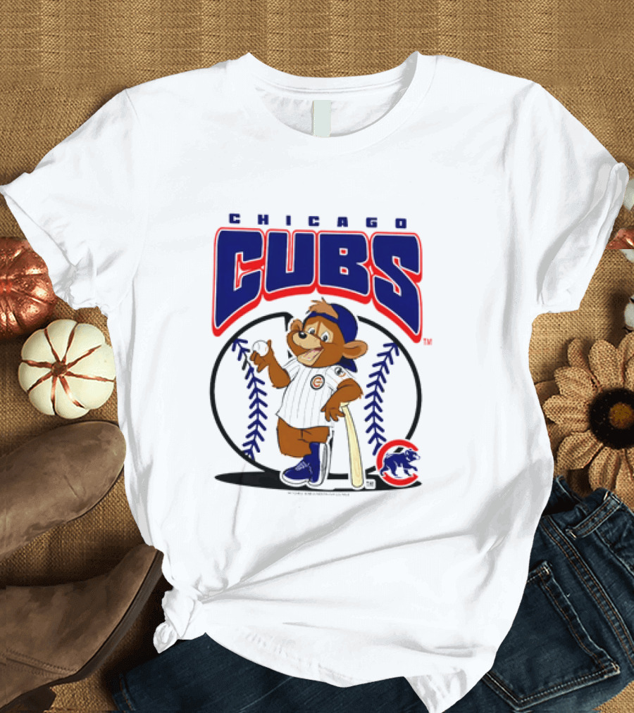Chicago Cubs MLB 2026 Mania Bear Character Baseball Bat T-Shirt