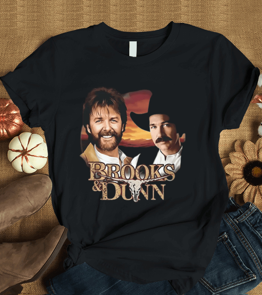 Brooks And Dunn Von Miller Dallas Cowboys Sunset T-Shirt