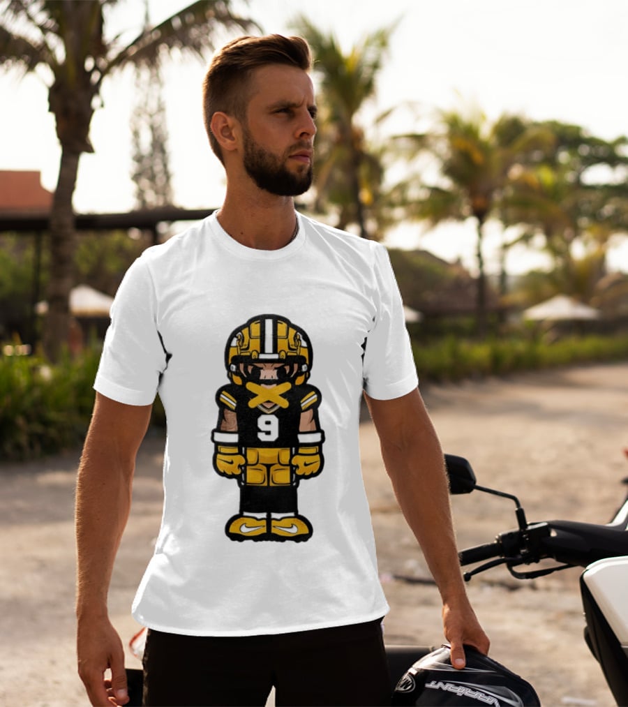Christian Watson No 9 Chibi Green Bay Packers Football Player T-Shirt